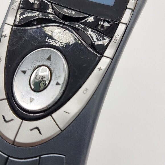 Logitech Harmony 880 LCD Universal Remote Control ONLY Damaged SCREEN - Picture 6 of 7